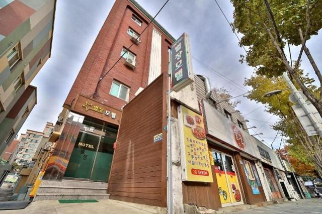 Daegu Bisan-Dong Villa Motel Экстерьер фото